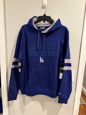 New Era Los Angeles Dodgers Pullover Hoodie Men’s Size Medium Royal Blue NWT